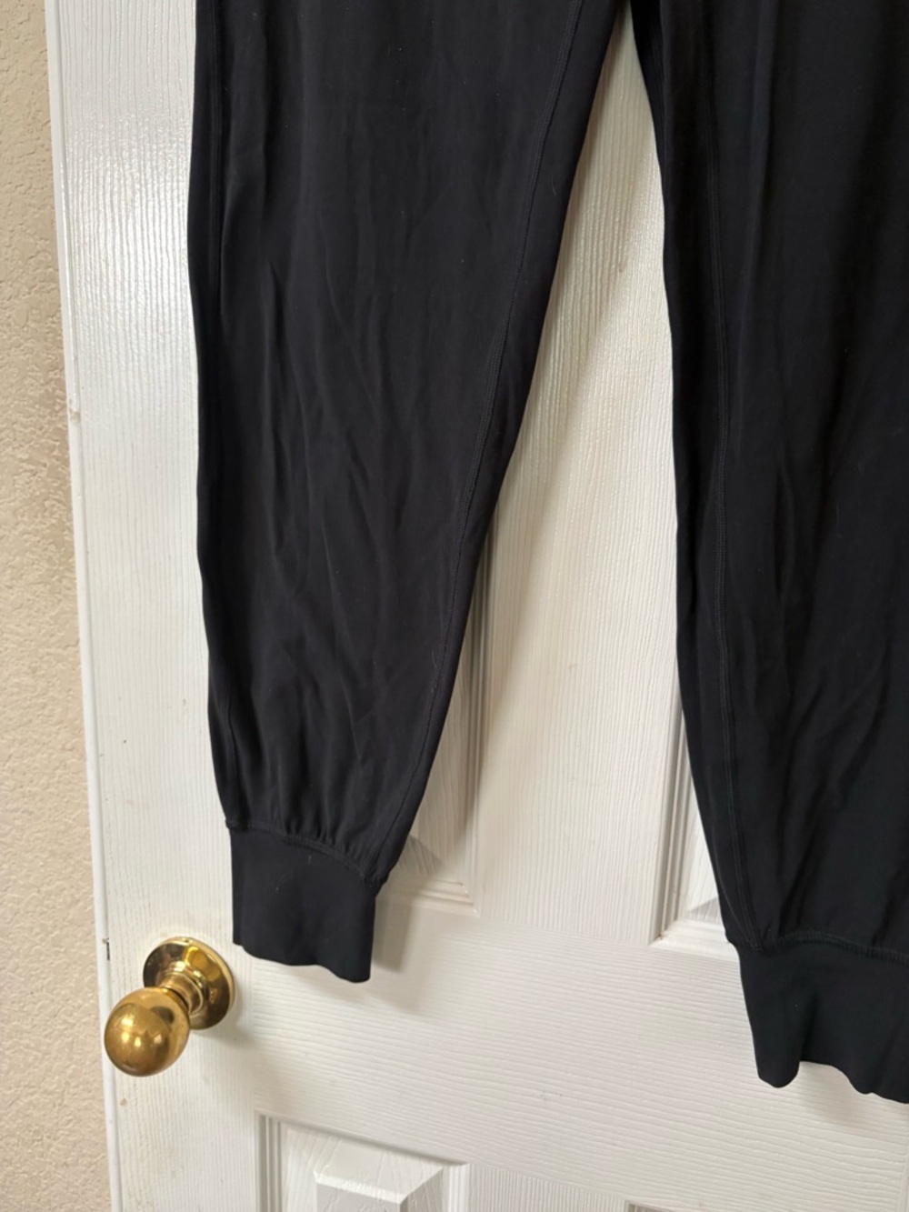 lululemon Athletica Align Mid Rise Black Joggers Size 6 Lightweight Nulu Fabric - Picture 7 of 14